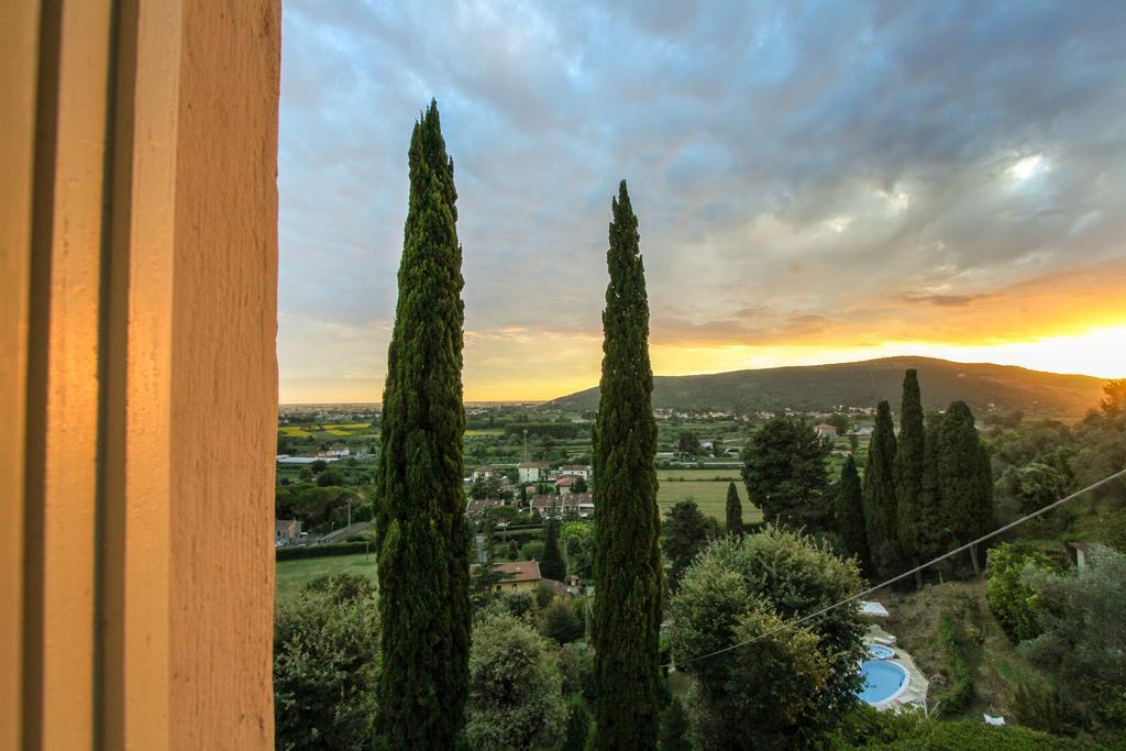 Villa Alta - Residenza D'Epoca Con Piscina San Giuliano Terme Kültér fotó